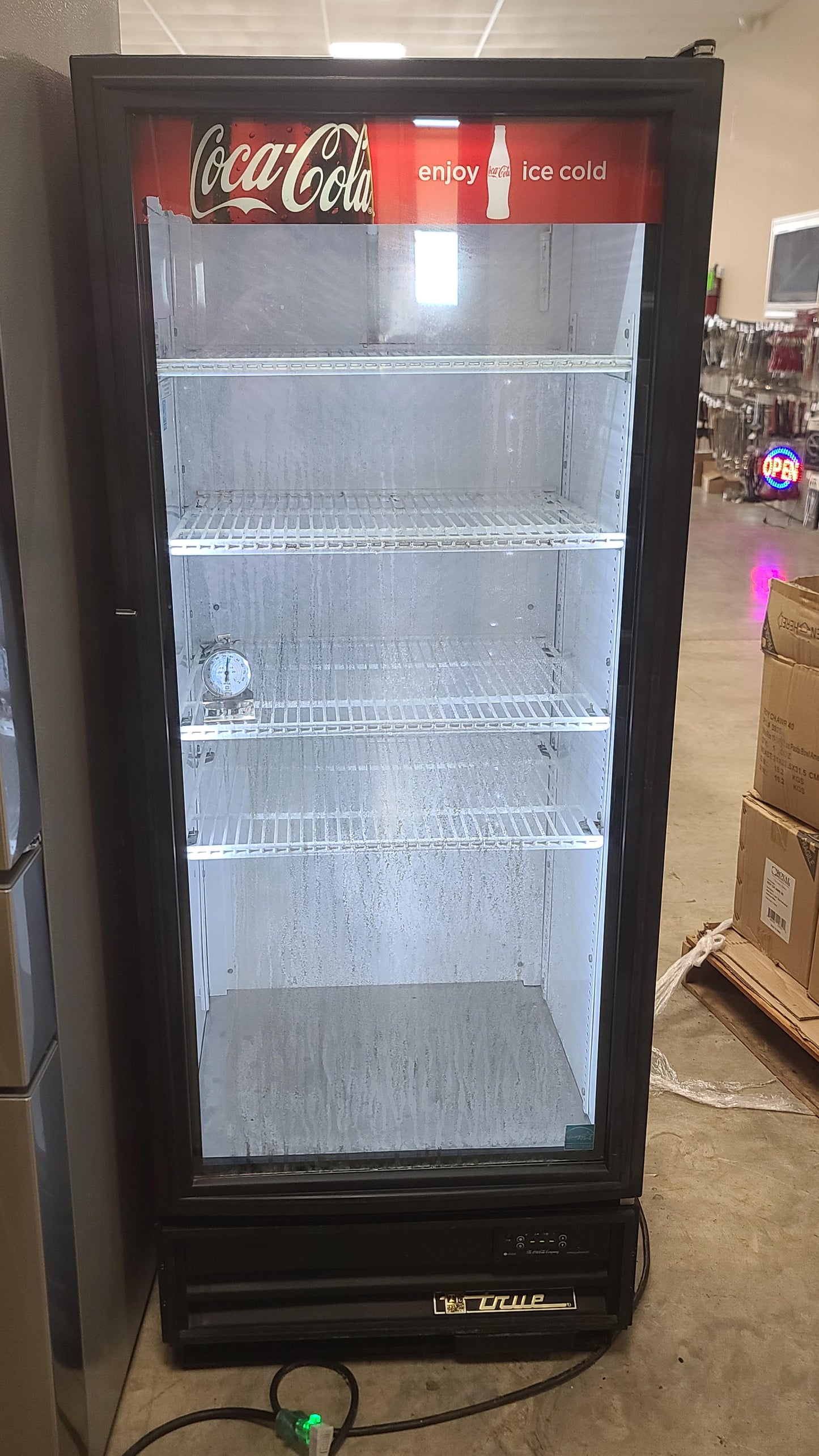 True Merchandiser gdm-12em-ld (Pre Owned)