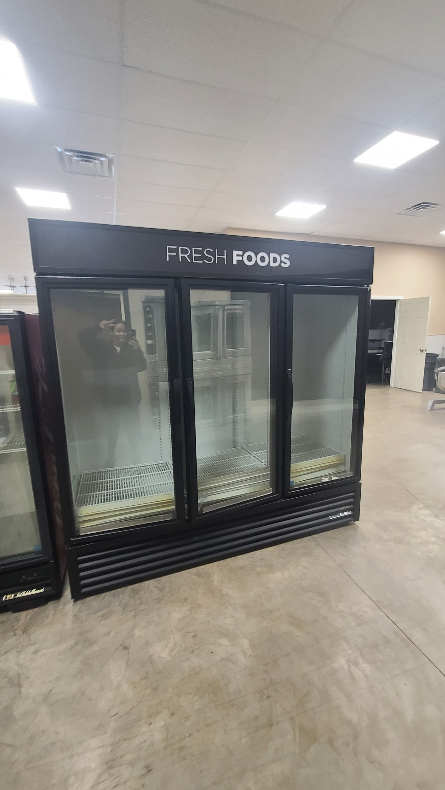 True GDM-72 Refrigerator Used